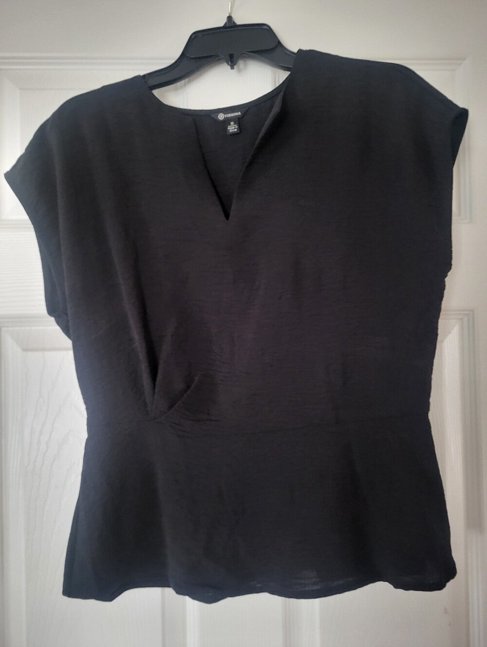 Versona Black Split V-Neck Cap-Sleeve Top, Small